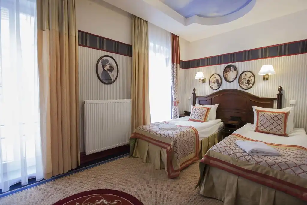 Hotel St. Bruno - Blick 12